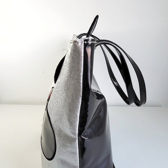 Authentic Disney x Danielle Nicole Minnie Rocks the Dots Tote Bag - Picture 9 of 10